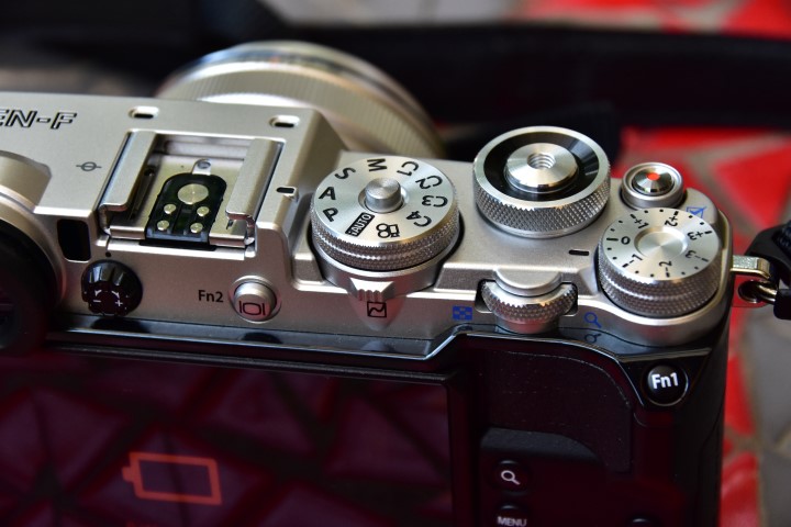 Review: Olympus Pen-F